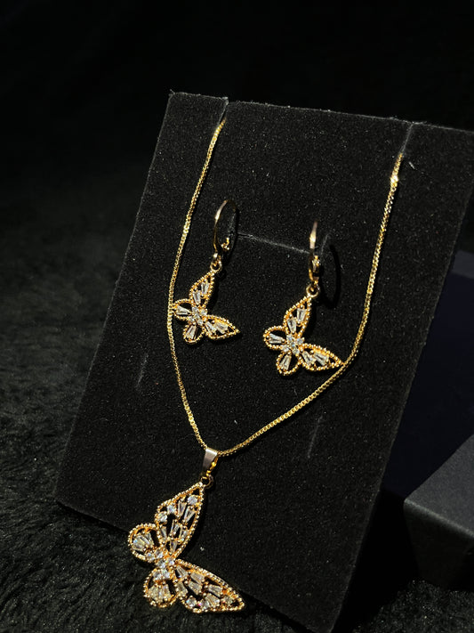 BUTTERFLY NECKLACE SET